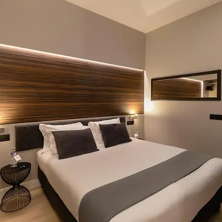 Ah - Duomo Essence Hotel *