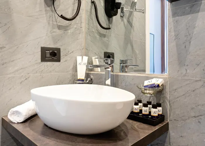 Ah - Duomo Essence Отель 3*