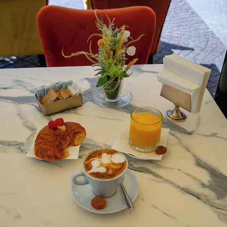 Hotel Ah - Duomo Essence 3*
